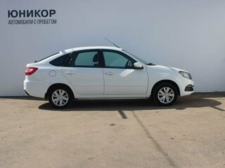 2020 Lada (ВАЗ) Granta I Рестайлинг, белый, 669000 рублей, вид 4