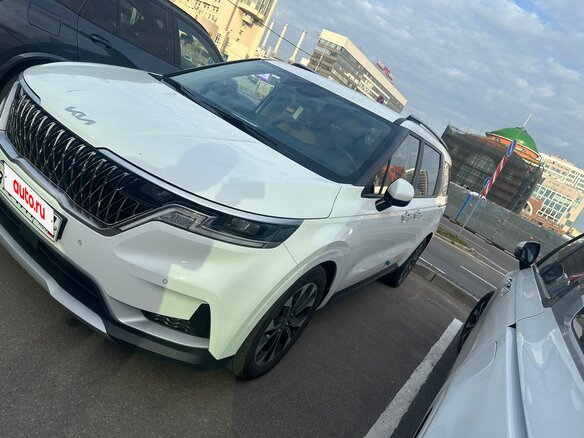 2022 Kia Carnival IV, белый - вид 2