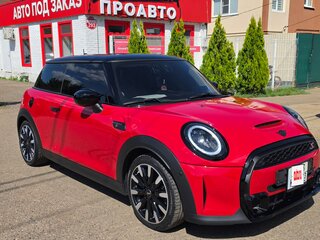 2022 Mini Hatch Cooper S III (F55/F56) Рестайлинг 2, красный, 3300000 рублей, вид 1
