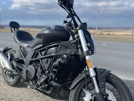 2024 Benelli 502 C, чёрный, 470000 рублей, вид 1