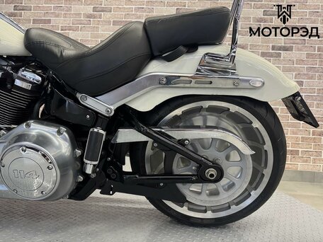 2018 Harley-Davidson Fat Boy, белый, 1800000 рублей, вид 2