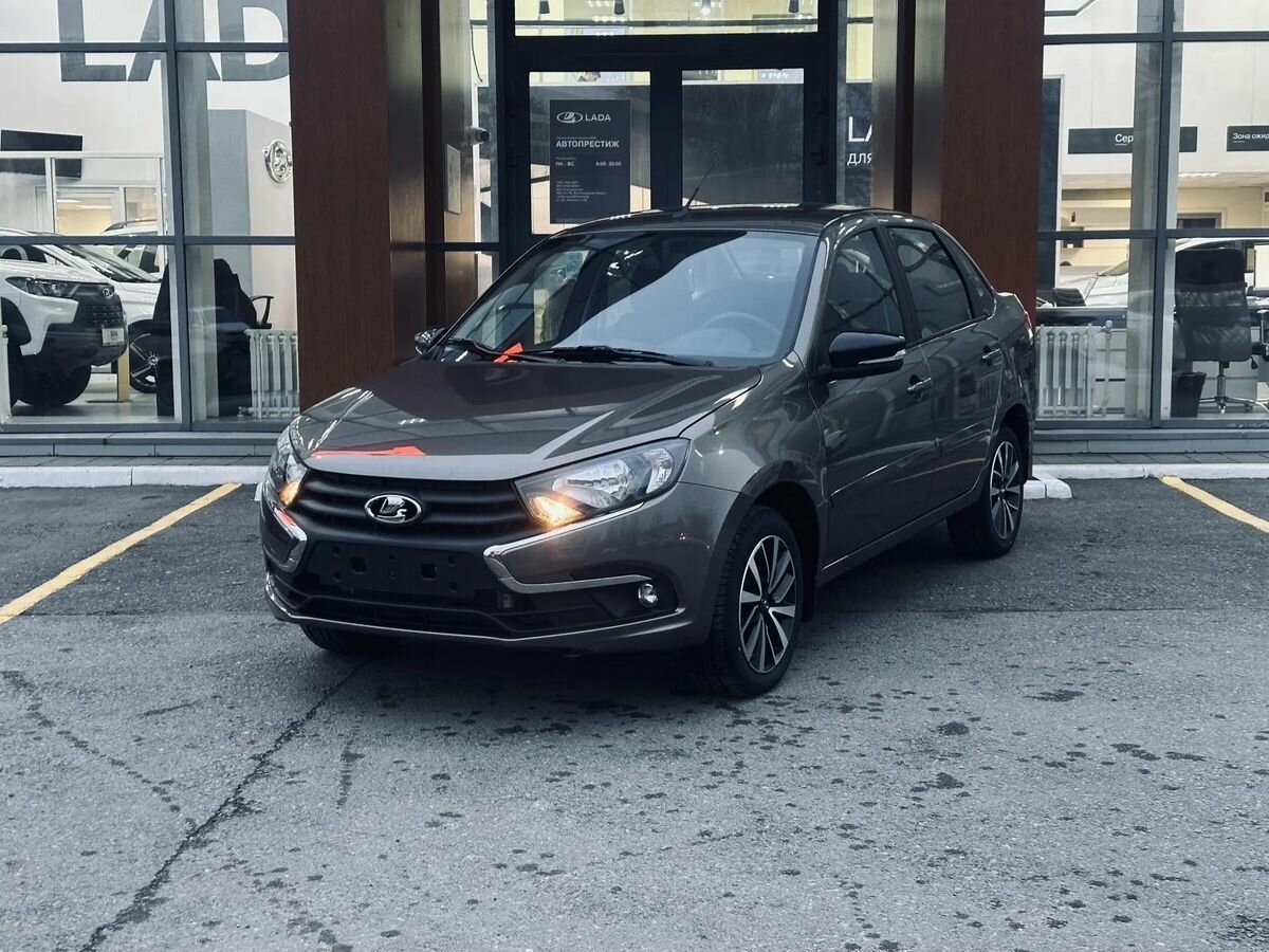 Открыть фотографии: Lada (ВАЗ) Granta I Рестайлинг