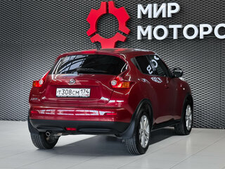 2014 Nissan Juke I, красный, 850000 рублей, вид 4
