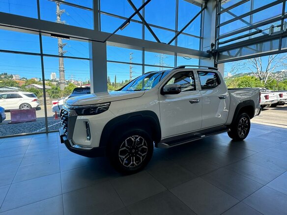 2024 Changan Hunter Plus, белый - вид 1