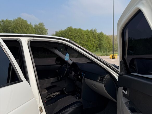 2011 Lada (ВАЗ) Priora I, белый, 340000 рублей - вид 19
