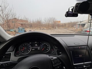 2013 Volkswagen Touareg II, белый, 2090000 рублей, вид 3