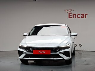 2026 Hyundai Avante VII Рестайлинг, белый, 2430000 рублей, вид 3