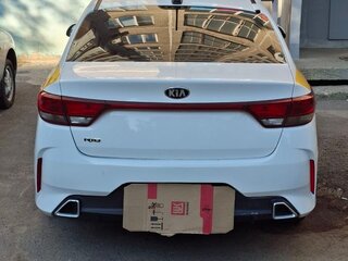 2021 Kia Rio IV Рестайлинг, белый, 1000000 рублей, вид 3