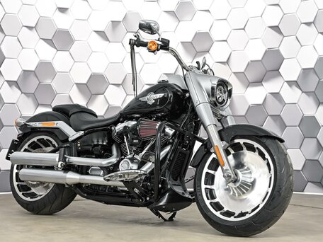 2017 Harley-Davidson Fat Boy, чёрный, 1699000 рублей, вид 1