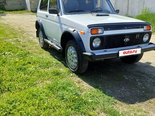 2010 Lada (ВАЗ) 2121 (4x4) I Рестайлинг, белый, 415000 рублей, вид 3