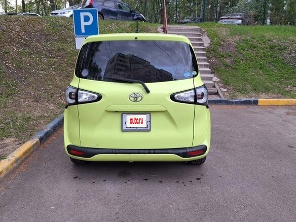2015 Toyota Sienta II, жёлтый, 1250000 рублей - вид 7