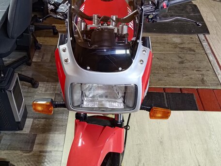 1986 Yamaha FZ750, красный, 310000 рублей, вид 4