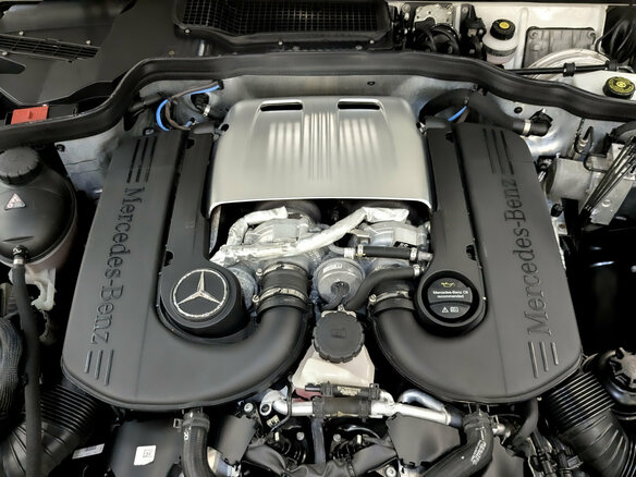 2016 Mercedes-Benz G-Класс 500 II (W463) Рестайлинг 4, белый, 5490000 рублей - вид 9