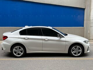 2022 BMW 1 серии 120i III (F52) Рестайлинг, белый, 1790095 рублей, вид 5
