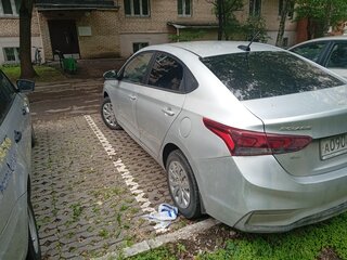 2019 Hyundai Solaris II, серебристый, 999000 рублей, вид 4
