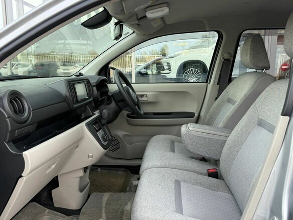 2016 Toyota Passo III, серый - вид 8