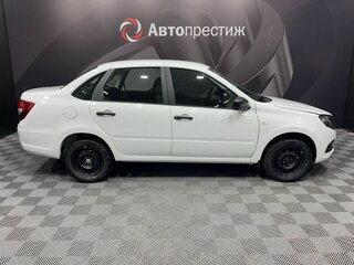 2026 Lada (ВАЗ) Granta I Рестайлинг, белый, 850000 рублей, вид 4