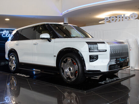 2025 Zeekr 9X 55 kWh (до 3.5 т), белый, 12200000 рублей, вид 3