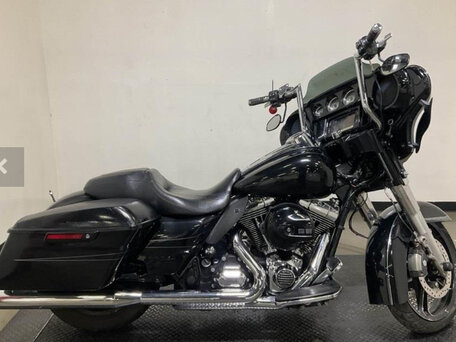 2014 Harley-Davidson Street Glide, чёрный, 799000 рублей, вид 1
