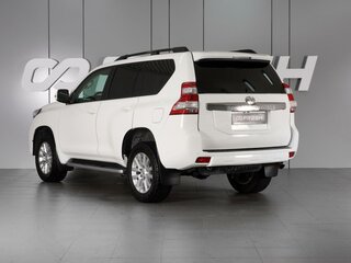 2016 Toyota Land Cruiser Prado 150 Series Рестайлинг 1, белый, 4489000 рублей, вид 2