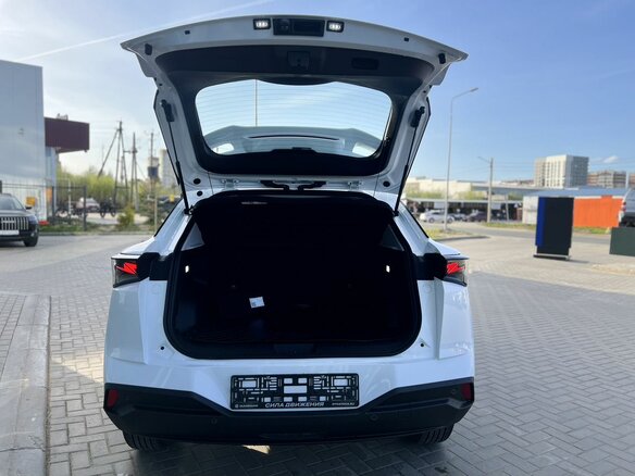 2026 Omoda C5 II, белый, 2399000 рублей - вид 13