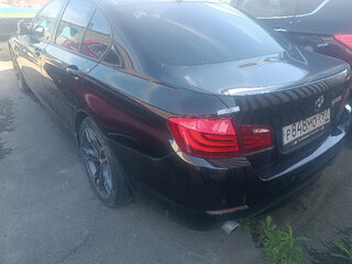 2012 BMW 5 серии 535i VI (F10/F11/F07), чёрный, 900000 рублей, вид 3