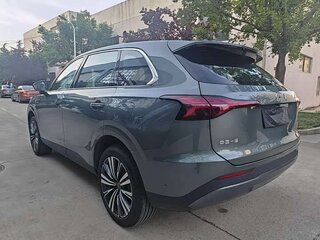 2026 Hongqi HS6 40 kWh, серебристый, 3050111 рублей, вид 5