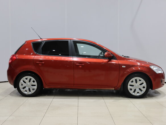 2007 Kia Ceed I, красный - вид 2