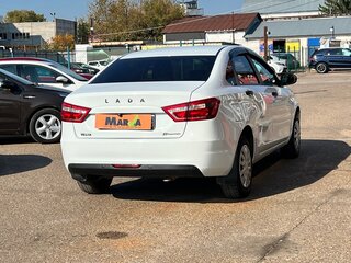 2017 Lada (ВАЗ) Vesta I, белый, 650000 рублей, вид 3