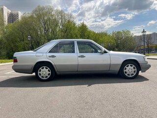 1994 Mercedes-Benz E-Класс 220 I (W124), серый, 1299000 рублей, вид 5