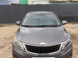 2013 Kia Rio III, серый, 650000 рублей, вид 1