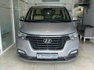 2021 Hyundai H-1 II Рестайлинг 2, серый, 3254000 рублей, вид 2