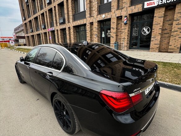 2014 BMW 7 серии Long 750Li xDrive V (F01/F02/F04) Рестайлинг, чёрный, 1650000 рублей - вид 10