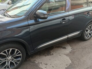 2018 Mitsubishi Outlander III Рестайлинг 2, синий, 1800000 рублей, вид 3