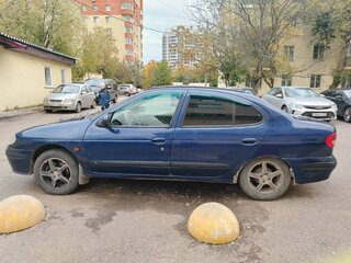 2003 Renault Megane I Рестайлинг, синий, 220000 рублей, вид 3