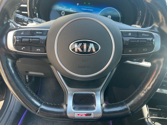 2021 Kia K5 III, серый, 2800000 рублей - вид 6