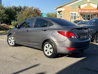 2014 Hyundai Solaris I Рестайлинг, серый, 676500 рублей, вид 3