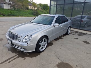 2002 Mercedes-Benz E-Класс 500 III (W211, S211), серебристый, 1250000 рублей, вид 1