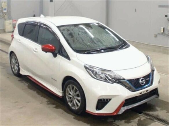 2018 Nissan Note Nismo S e-Power II Рестайлинг, белый, 1420000 рублей - вид 13