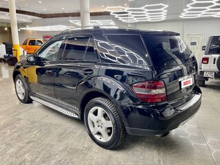 2006 Mercedes-Benz M-Класс 350 II (W164), чёрный, 1200000 рублей, вид 4