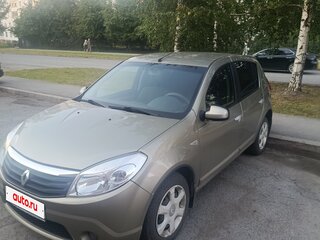 2011 Renault Sandero I, бежевый, 685000 рублей, вид 1