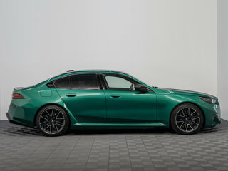 2024 BMW M5 VII (G90), зелёный, 18290000 рублей, вид 4