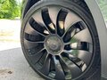 2023 Tesla Model Y Long Range Dual Motor I, серый - вид 9