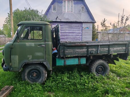 1987 УАЗ 3303, зелёный, 250000 рублей, вид 3