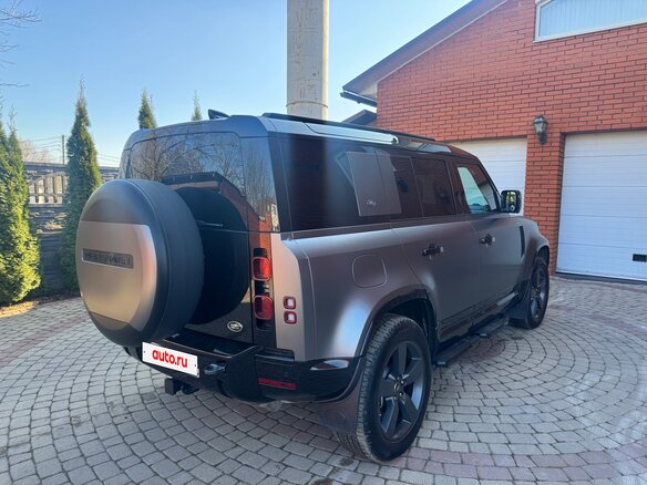 2020 Land Rover Defender 110 II, чёрный, 7000000 рублей - вид 10