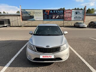 2012 Kia Rio 5-speed III, серебристый, 720000 рублей, вид 1