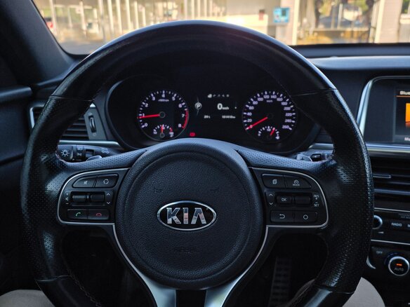 2016 Kia Optima IV, чёрный, 1850000 рублей - вид 10