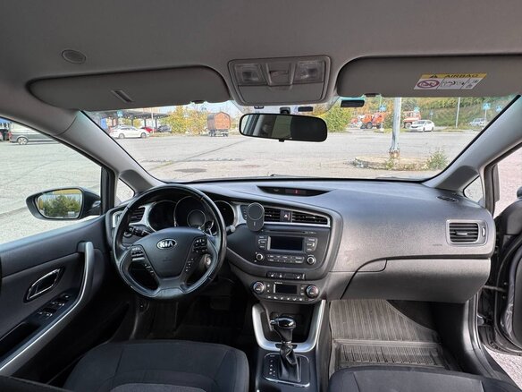 2016 Kia Ceed II Рестайлинг, серый, 1100000 рублей - вид 13
