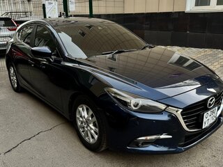 2018 Mazda Axela III Рестайлинг, синий, 1550000 рублей, вид 2