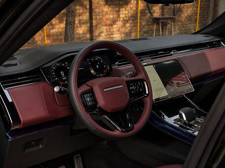 2026 Land Rover Range Rover Sport P400 MHEV III, чёрный, 18700000 рублей, вид 5